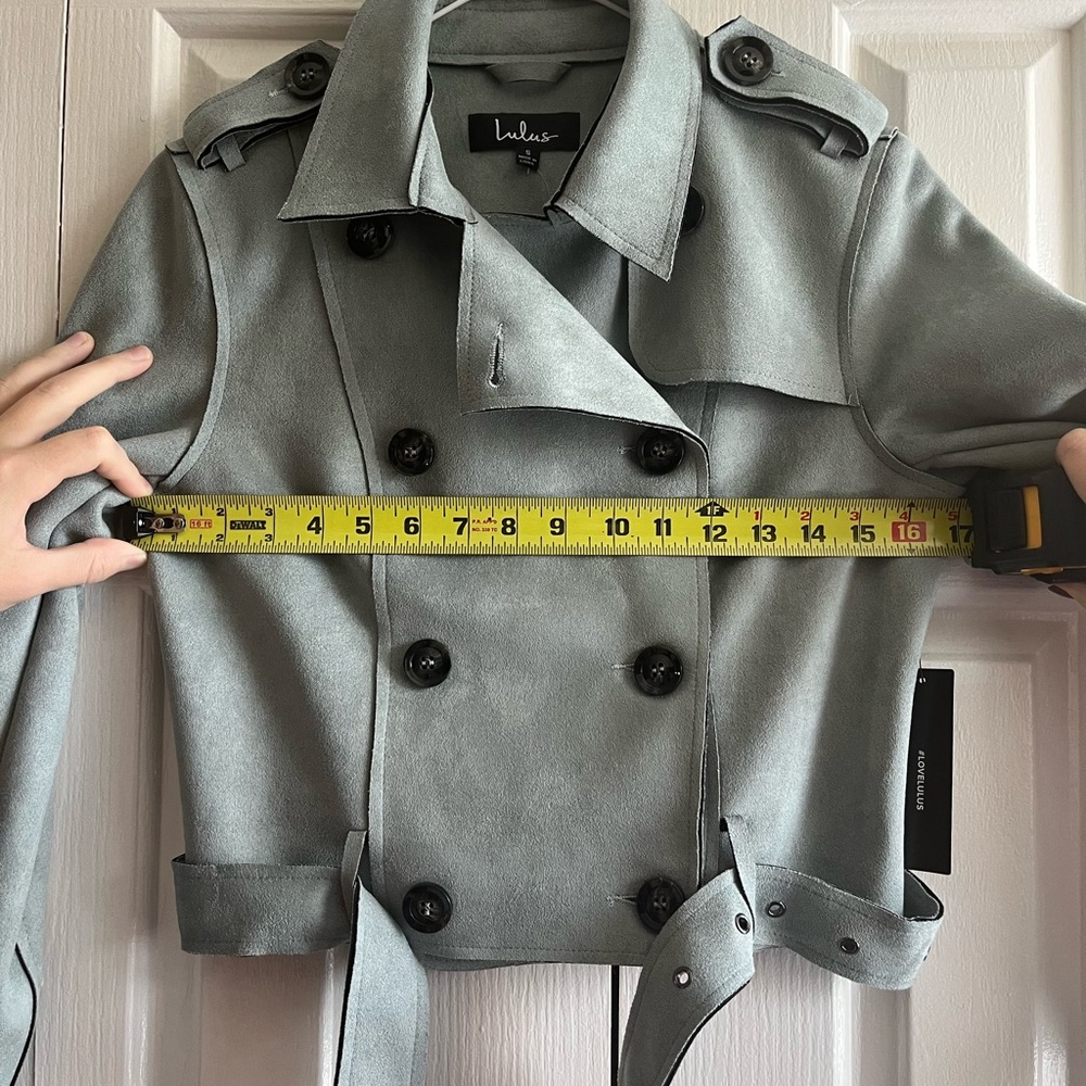 Lulu’s Edinburgh Slate Blue Suede Cropped Trench Coat - size small - Picture 8 of 9